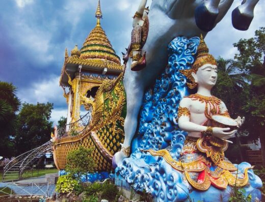 Wat Chai Chumphon Chana Songkhram